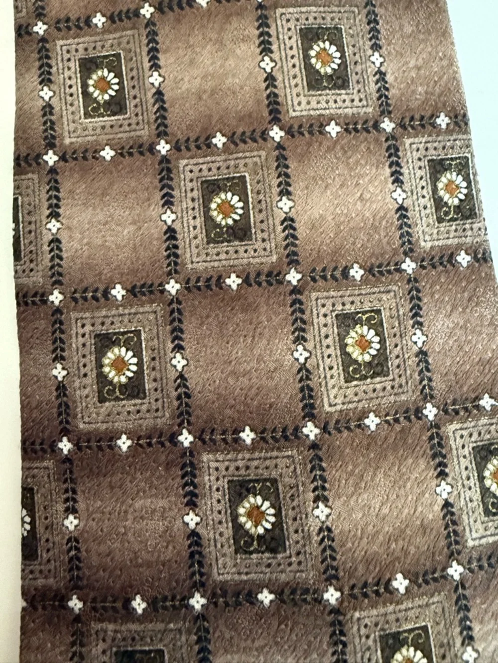 Pierre Cardin Silk Tie Brown Geometric Daisy Medallion Necktie‎ Classic Designer
